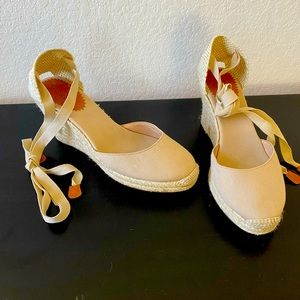J.Crew Espadrilles Light Beige Size 8 (runs big)